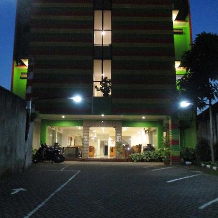 Hotel Caravan Tanah Abang Dżakarta Zewnętrze zdjęcie