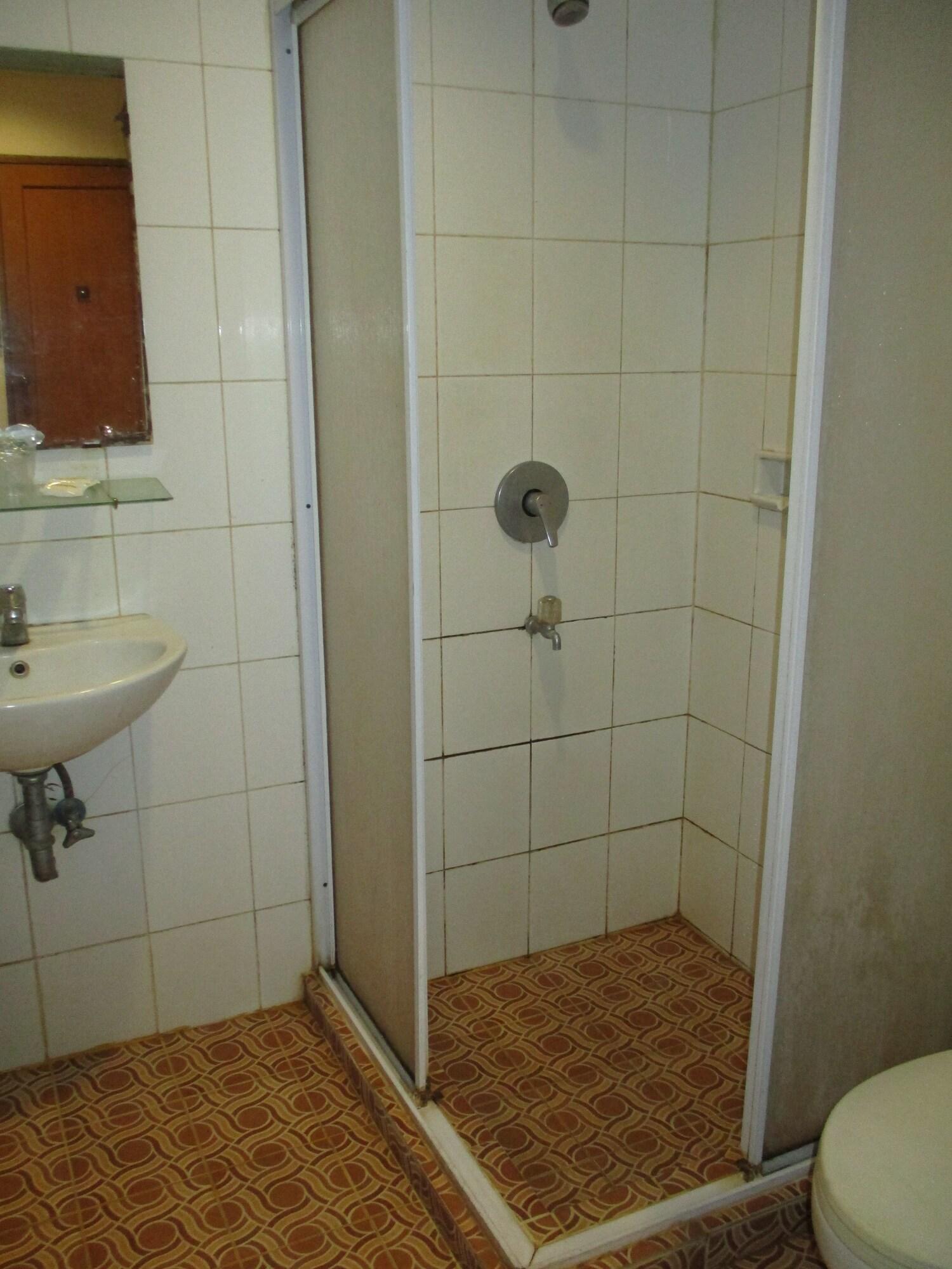Hotel Caravan Tanah Abang Dżakarta Zewnętrze zdjęcie
