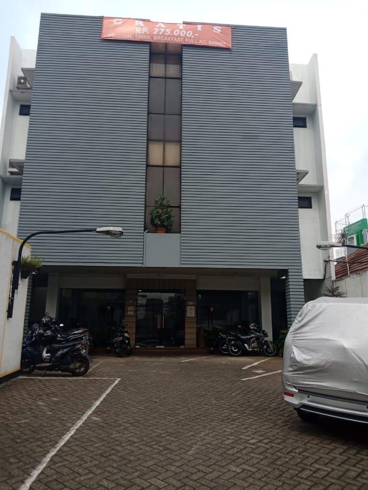 Hotel Caravan Tanah Abang Dżakarta Zewnętrze zdjęcie