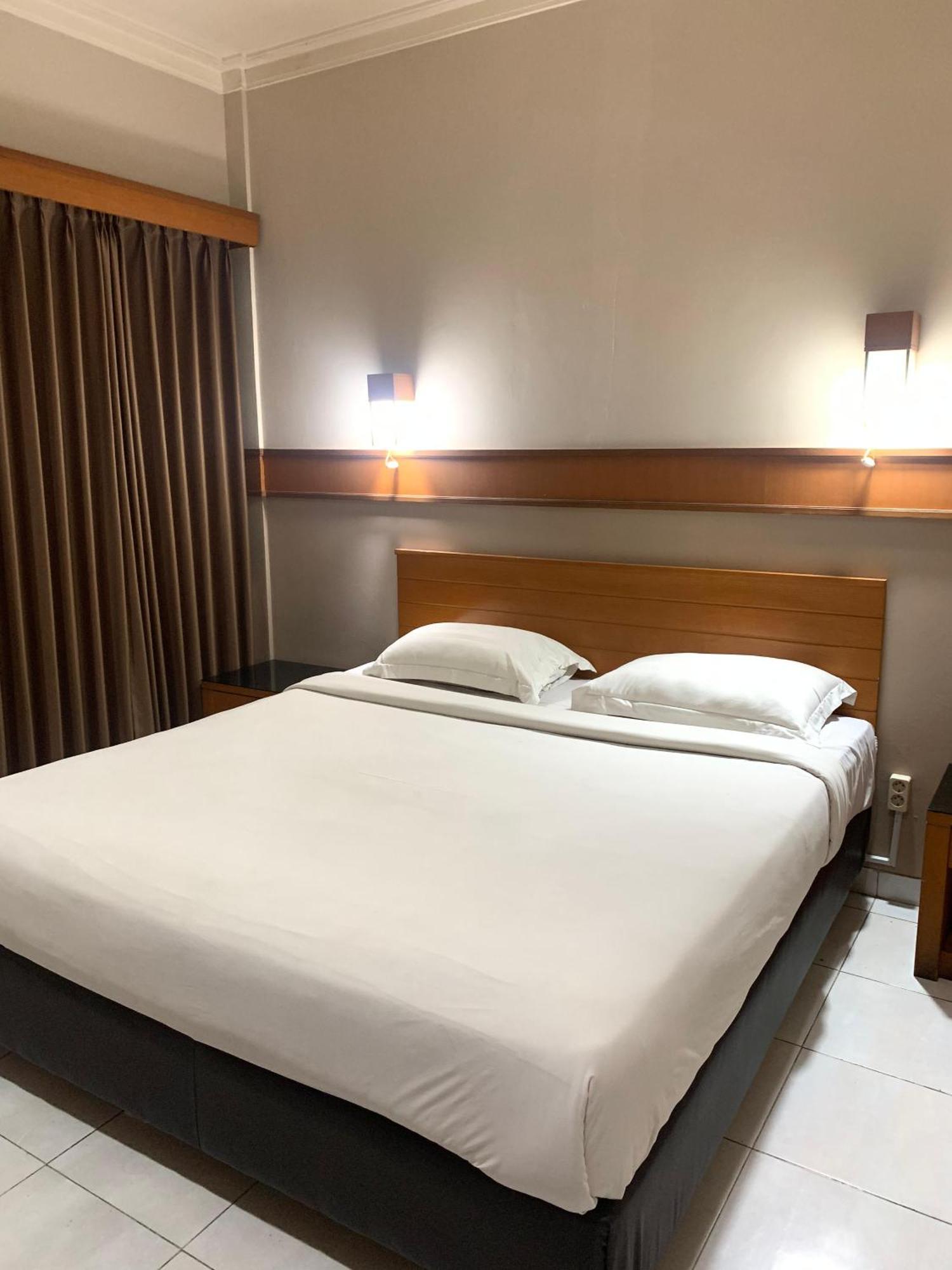 Hotel Caravan Tanah Abang Dżakarta Zewnętrze zdjęcie
