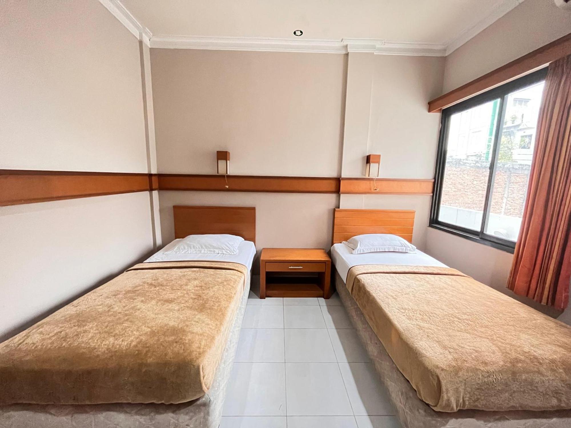 Hotel Caravan Tanah Abang Dżakarta Zewnętrze zdjęcie