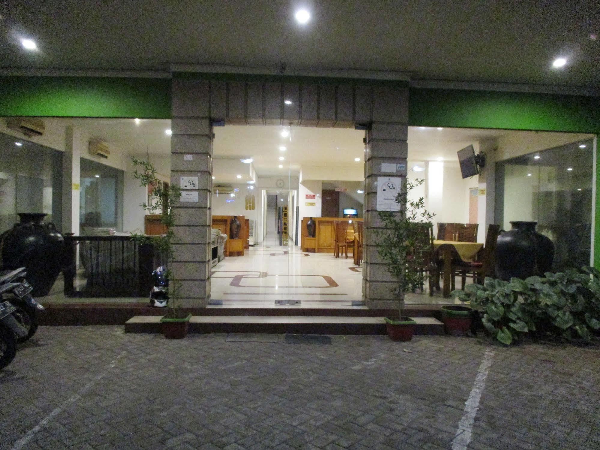 Hotel Caravan Tanah Abang Dżakarta Zewnętrze zdjęcie
