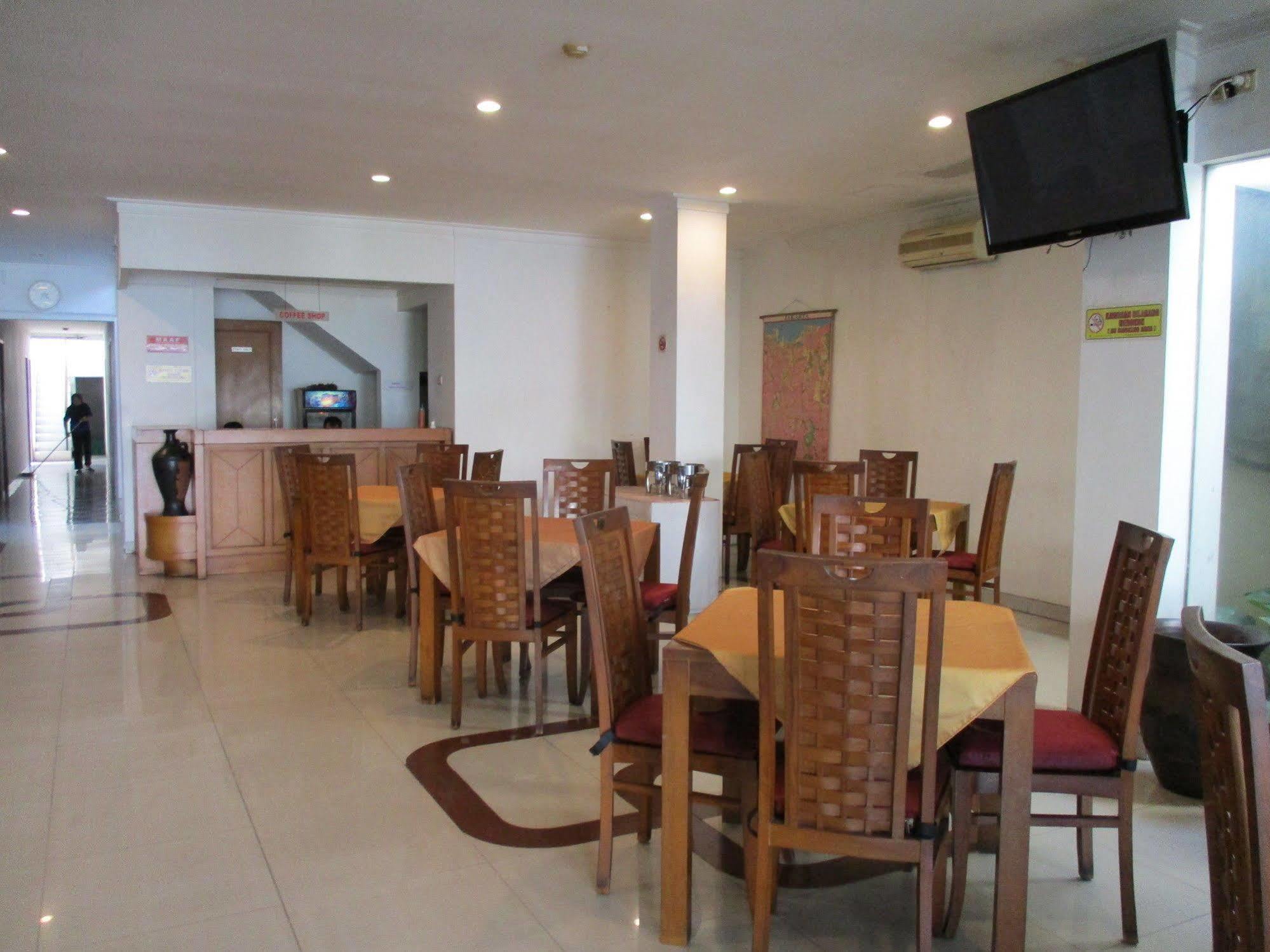 Hotel Caravan Tanah Abang Dżakarta Zewnętrze zdjęcie